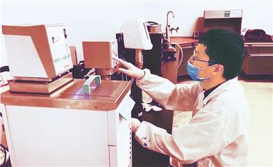 PCB感光阻焊油墨市場份額躍居全球第二位 國產(chǎn)光刻膠奮力闖市場