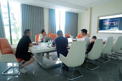 近日多家油墨、新材料和高科技類客戶,齊聚湖北瑯菱隨州基地現場實地考察!